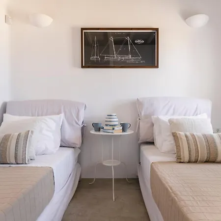 Luxury With Stunning Views Above Kalo Livadi Villa Ano Mera