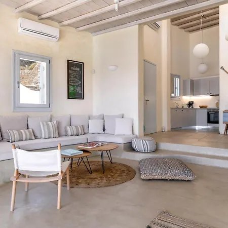 Villa Luxury With Stunning Views Above Kalo Livadi Ano Mera