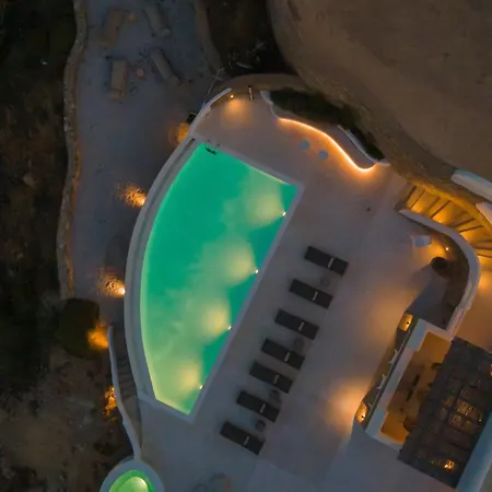 Villa Luxury With Stunning Views Above Kalo Livadi Ano Mera