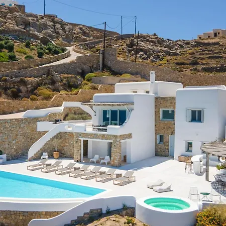 Luxury With Stunning Views Above Kalo Livadi Villa Ano Mera