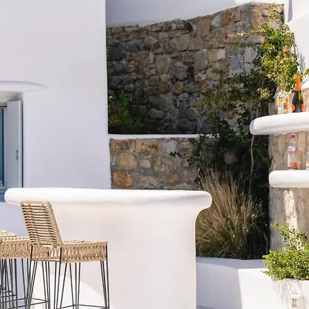 Luxury With Stunning Views Above Kalo Livadi Villa *