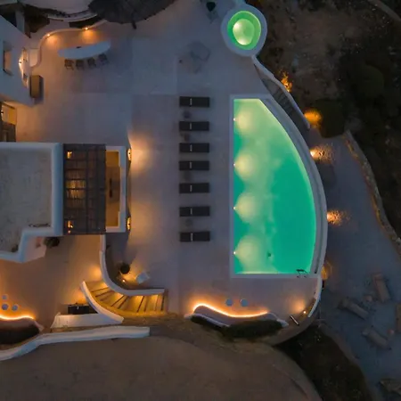 Luxury With Stunning Views Above Kalo Livadi Βίλα