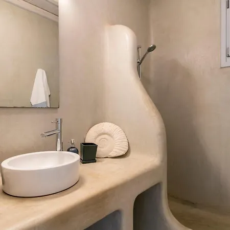 Luxury With Stunning Views Above Kalo Livadi Villa *
