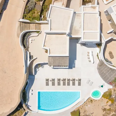 Luxury With Stunning Views Above Kalo Livadi Vila *